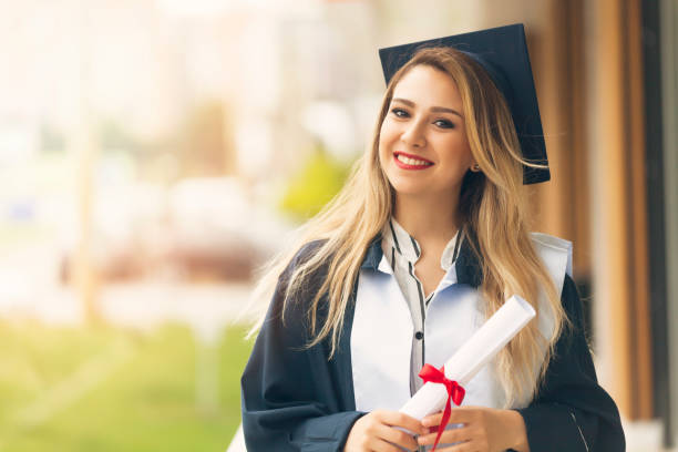 istock Graduation woman Smiling 899243434