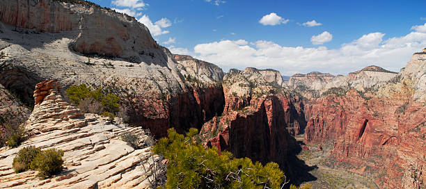 istock Zion Canyon in southern Utah 89925052