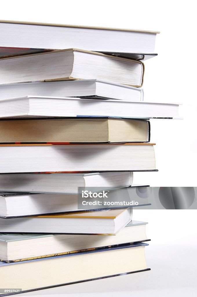 Pile de livres de nos produits les plus vendus - Photo de Amonceler libre de droits
