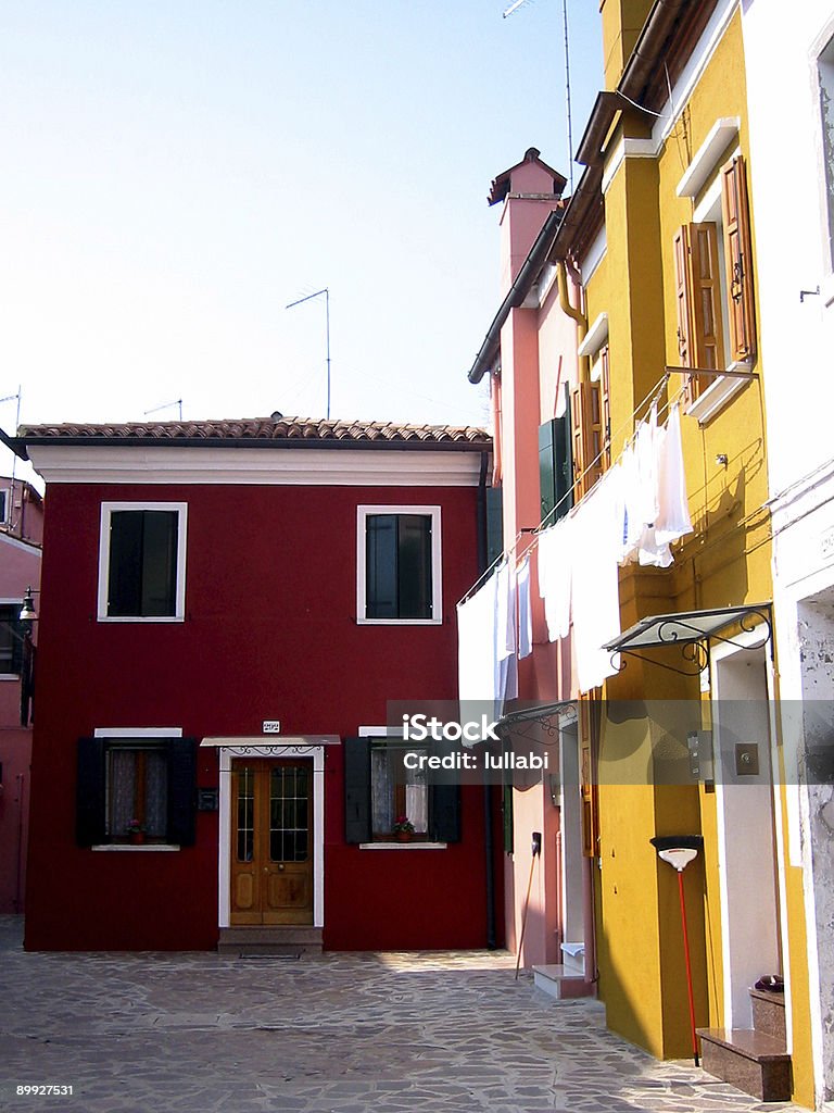 Venezia case colorate sopra l'isola di Burano, Italia - Foto stock royalty-free di Acqua