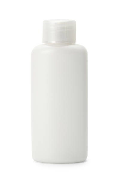 istock Bottle of Shampoo 899279100