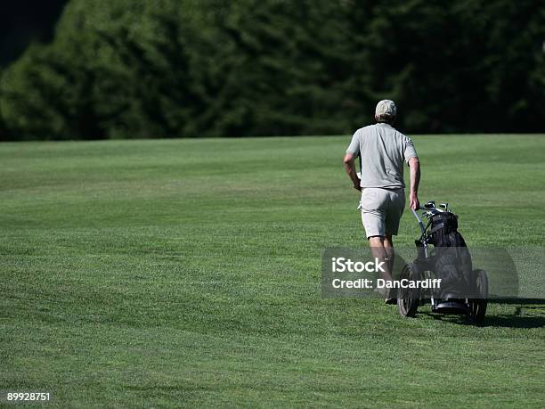 Photo libre de droit de Parcours De Golf banque d'images et plus d'images libres de droit de Golf - Golf, Marcher, Parcours de golf