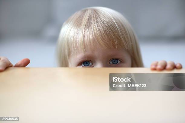 Mädchen - Fotografias de stock e mais imagens de Cabelo Louro - Cabelo Louro, Criança, Criança pequena