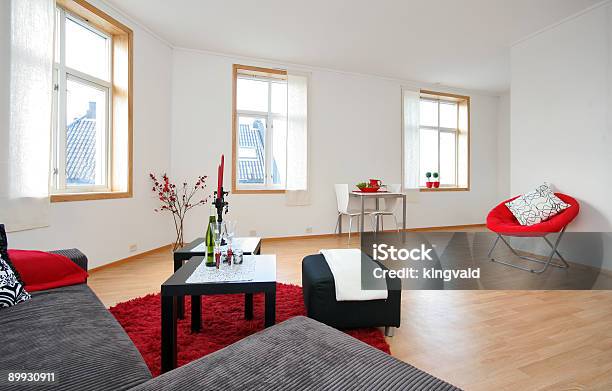 Foto de Sala De Estar e mais fotos de stock de Apartamento - Apartamento, Arquitetura, Artigo de decoração