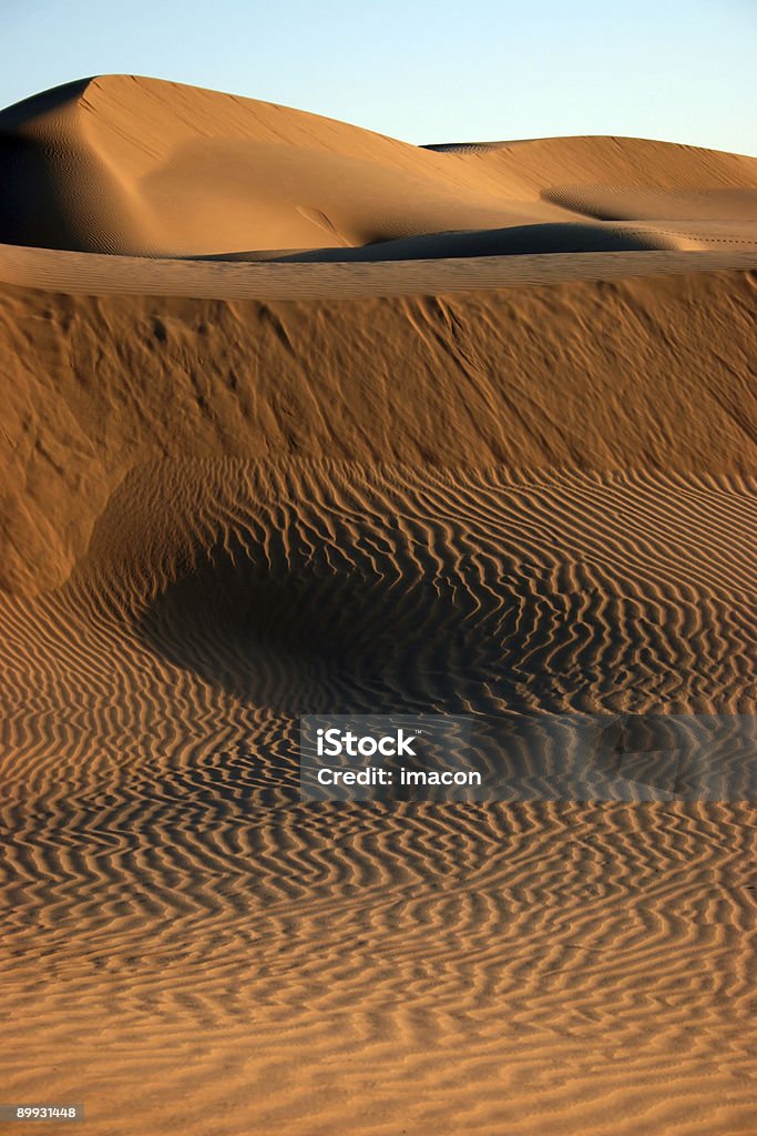 Dune di sabbia del deserto - Foto stock royalty-free di Ambientazione esterna