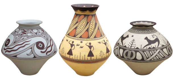 istock Vases with native american pattern vase isolated on white background 899317934