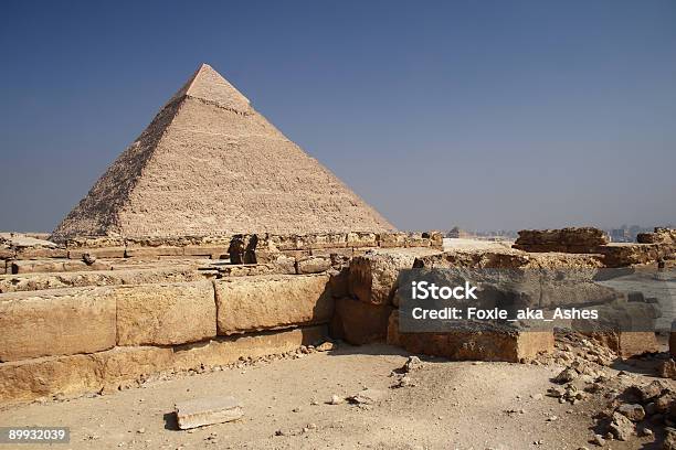 Photo libre de droit de La Pyramide En Egypte banque d'images et plus d'images libres de droit de Afrique - Afrique, Antique, Archéologie