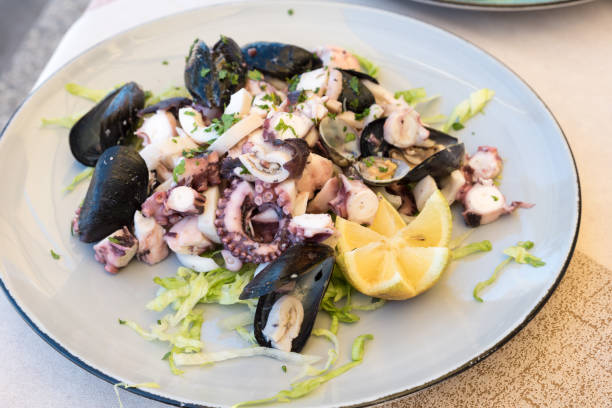 istock Sea salad with lemon 899321462