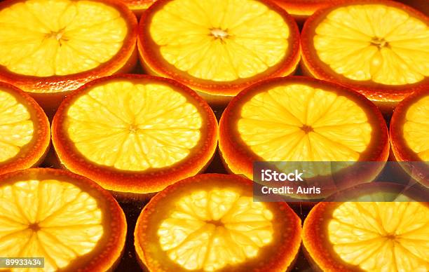 Rodajas De Naranja Foto de stock y más banco de imágenes de Alimento - Alimento, Clavo - Especia, Color - Tipo de imagen