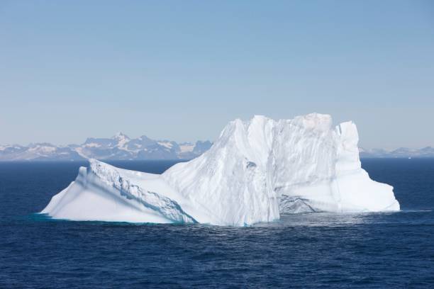 istock Outstanding Iceberg Greenland 899342280