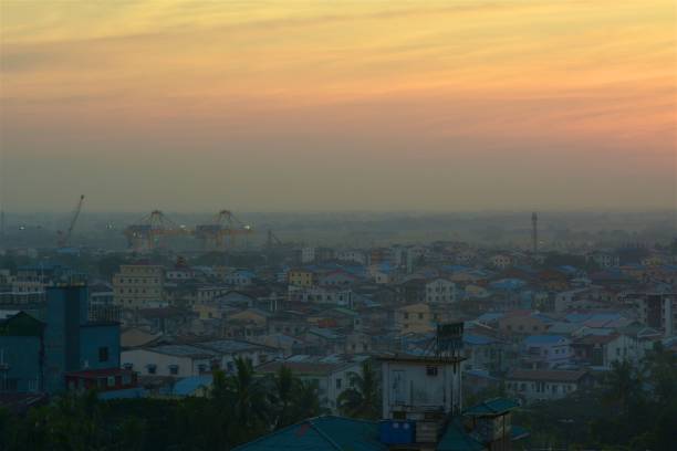 istock Cityscape Sunset in Yangon 899343510