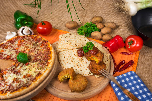 istock Fast and healthy cuisine 899360068