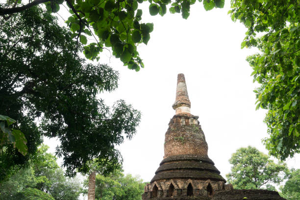 kamphaeng phet, tailândia - julho 1,2017: kamphaeng phet historical park, no reino da tailândia. - 12017 - fotografias e filmes do acervo