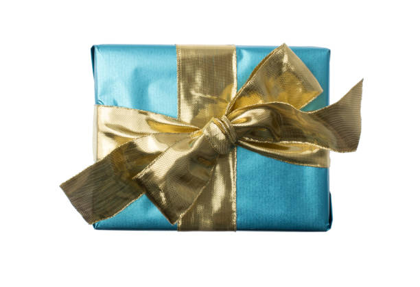 istock Christmas holiday gift box isolated on white background 899374266