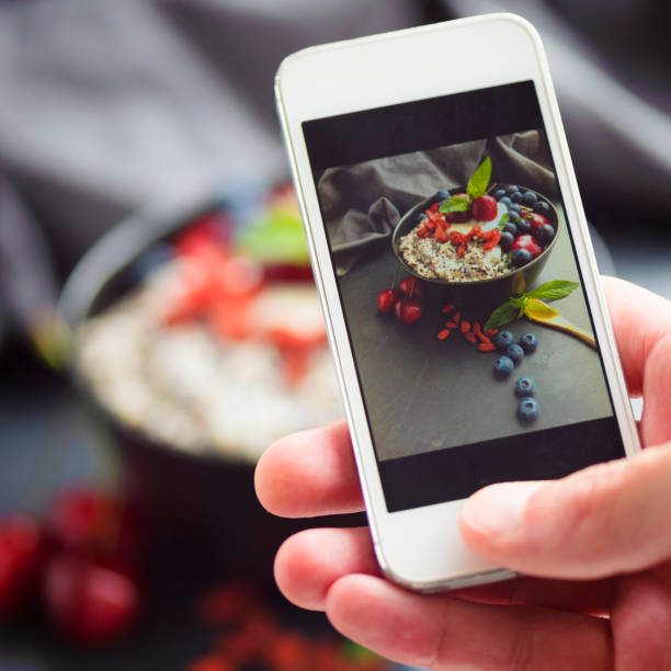 istock Food Blogger 899380904