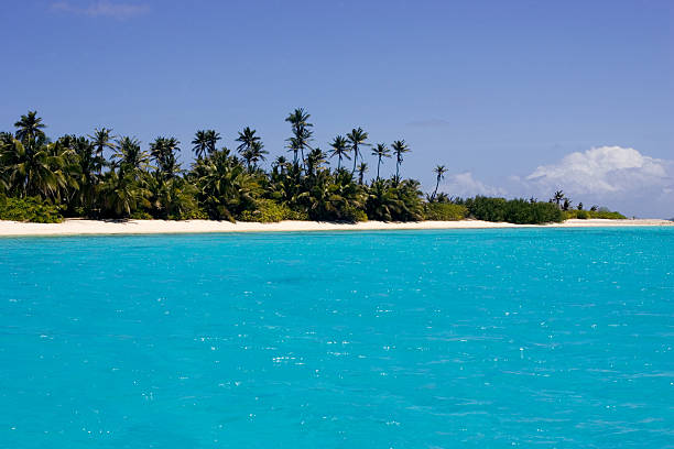 istock turquoise water cocos island indian ocean 89941241
