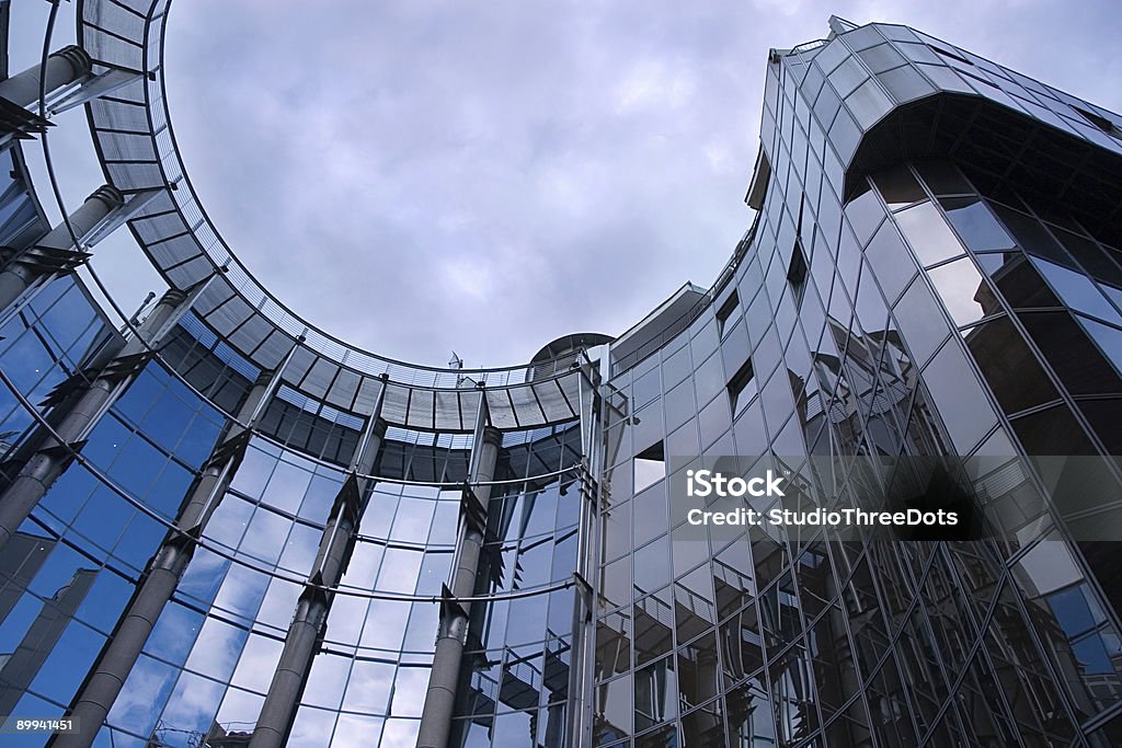 Edificio moderno - Foto stock royalty-free di Acciaio