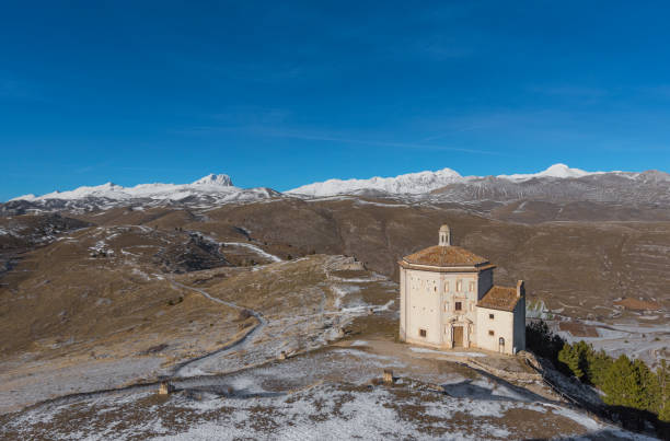 istock Rocca Calascio (Italy) - Abruzzo region 899419960