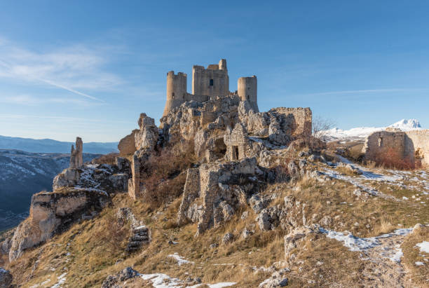 istock Rocca Calascio (Italy) - Abruzzo region 899423314