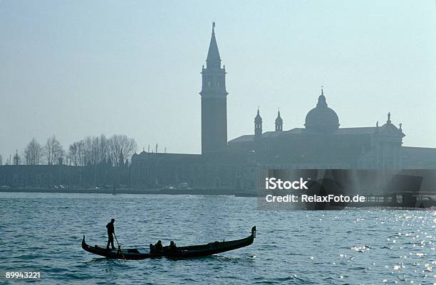 San Giorgio マッジョーレ ヴェネツィアの大運河にゴンドラ - イタリアのストックフォトや画像を多数ご用意 - イタリア, イタリア文化, カナル・グランデ