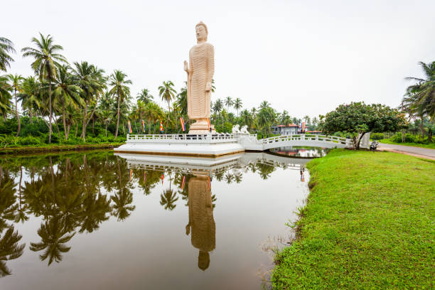 istock Tsunami Honganji Vihara, Hikkaduwa 899435328