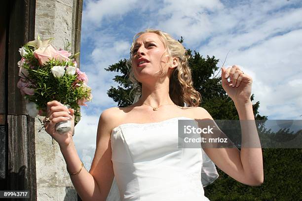 La Bellissima Sposa - Fotografie stock e altre immagini di Adulto - Adulto, Amore, Anello - Gioiello