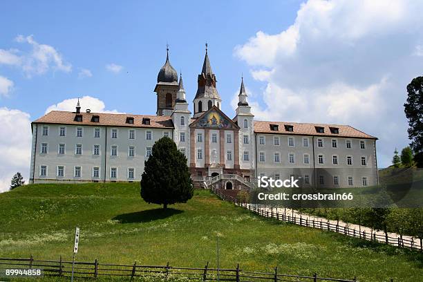 Monastero 01 - Fotografie stock e altre immagini di Alpi - Alpi, Ambientazione esterna, Ambientazione tranquilla