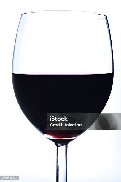 Foto de Vinho Tinto e mais fotos de stock de Bebida alcoólica - Bebida alcoólica, Branco, Comemoração - Conceito