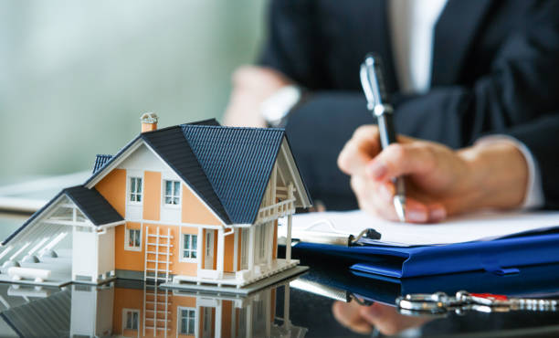 contratto di acquisto per nuova casa - mortgage document foto e immagini stock