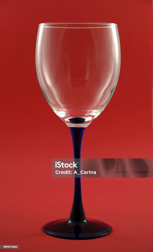 Copa de vino - Foto de stock de Alto - Descripción física libre de derechos