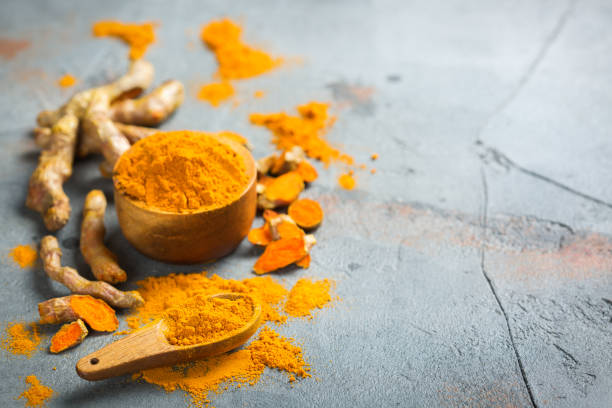 istock Raw turmeric root curcuma longa powder 899476702