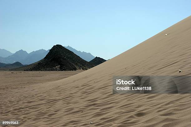 Colina Do Deserto - Fotografias de stock e mais imagens de Amarelo - Amarelo, Ao Ar Livre, Areia