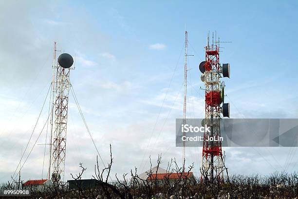 Telecommunication Antennas Stockfoto en meer beelden van Apparatuur - Apparatuur, Bedrijfsleven, Bericht
