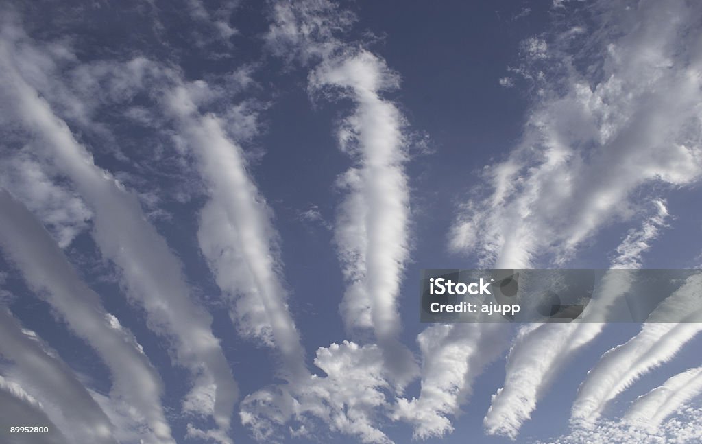 Cloud lignes - Photo de Blanc libre de droits