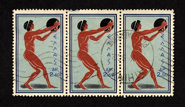 grego vintage selos 1960, água -. - greek culture men discus postage stamp - fotografias e filmes do acervo