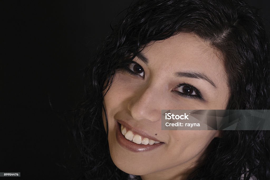 Mujer sonriente (étnico - Foto de stock de Adulto libre de derechos