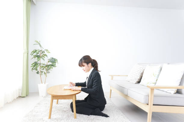 istock Businesswoman working at home 899564006