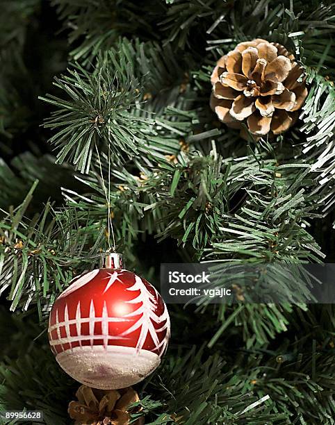 Foto de Decoração De Natal e mais fotos de stock de Bola de Árvore de Natal - Bola de Árvore de Natal, Comemoração - Conceito, Decoração