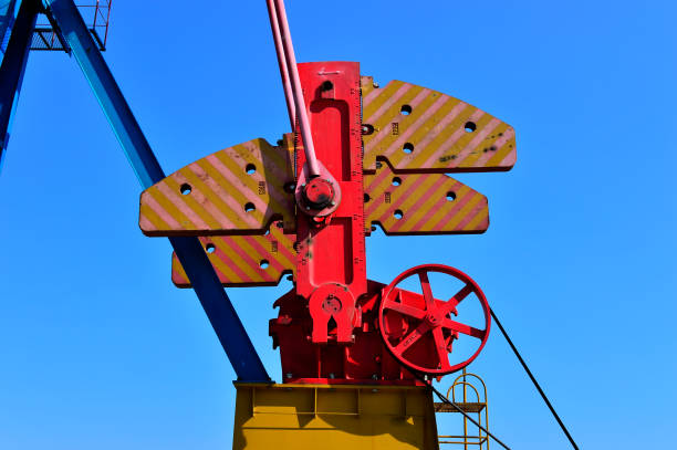 istock The oil pump 899566294