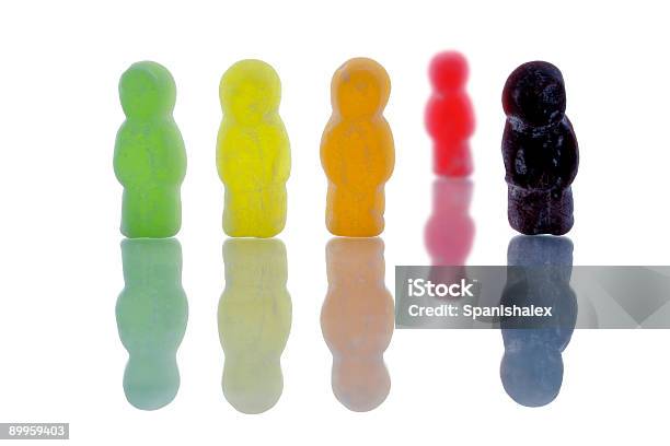 Extraño Jellybaby Out Foto de stock y más banco de imágenes de Aislado - Aislado, Alegre, Amarillo - Color