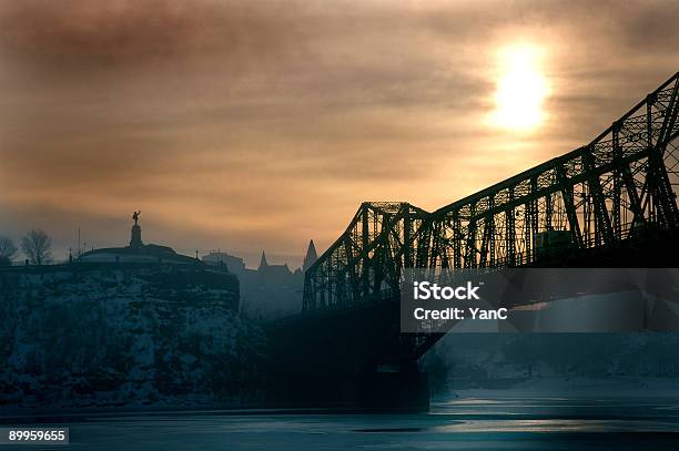 Foto de Ponte De Alexandria e mais fotos de stock de Inverno - Inverno, Ponte, Antigo