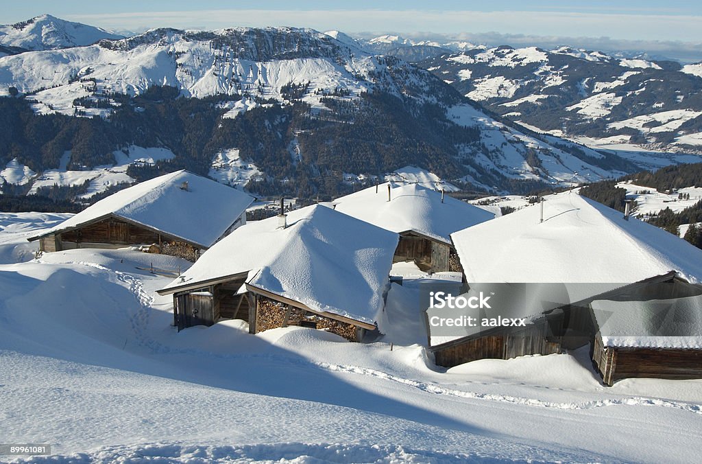 De magnifiques pavillons - Photo de Alpes européennes libre de droits