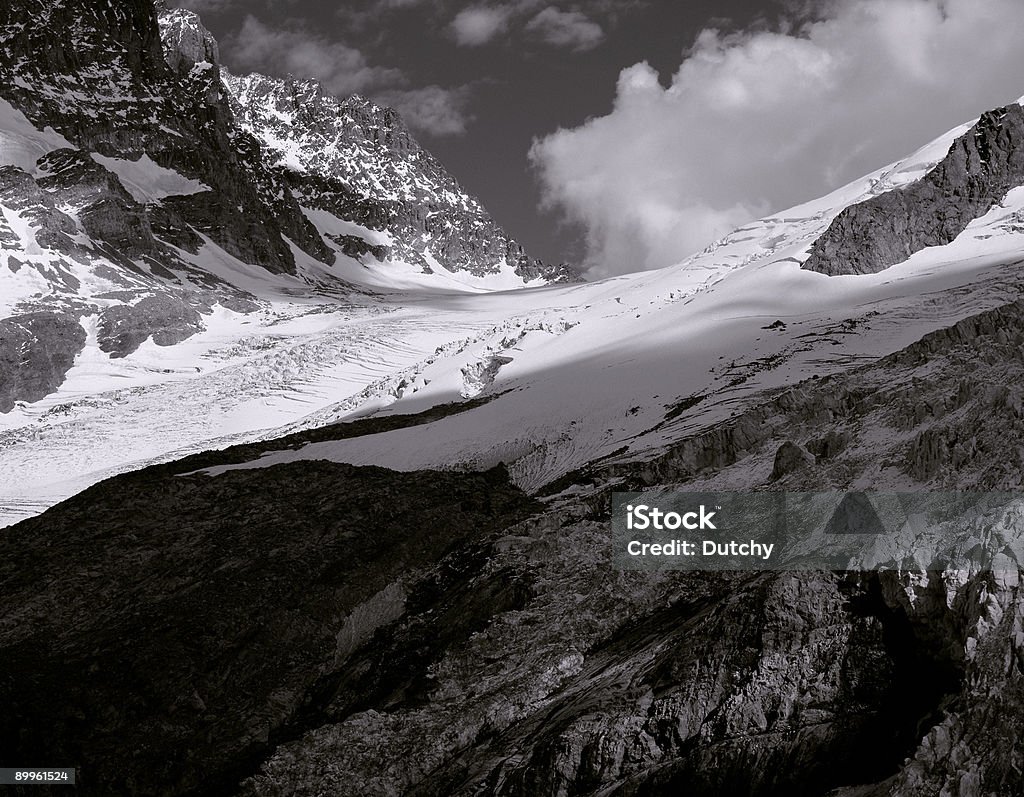 Roseg glacier, Sella montagnes, en Suisse. - Photo de Alpes européennes libre de droits