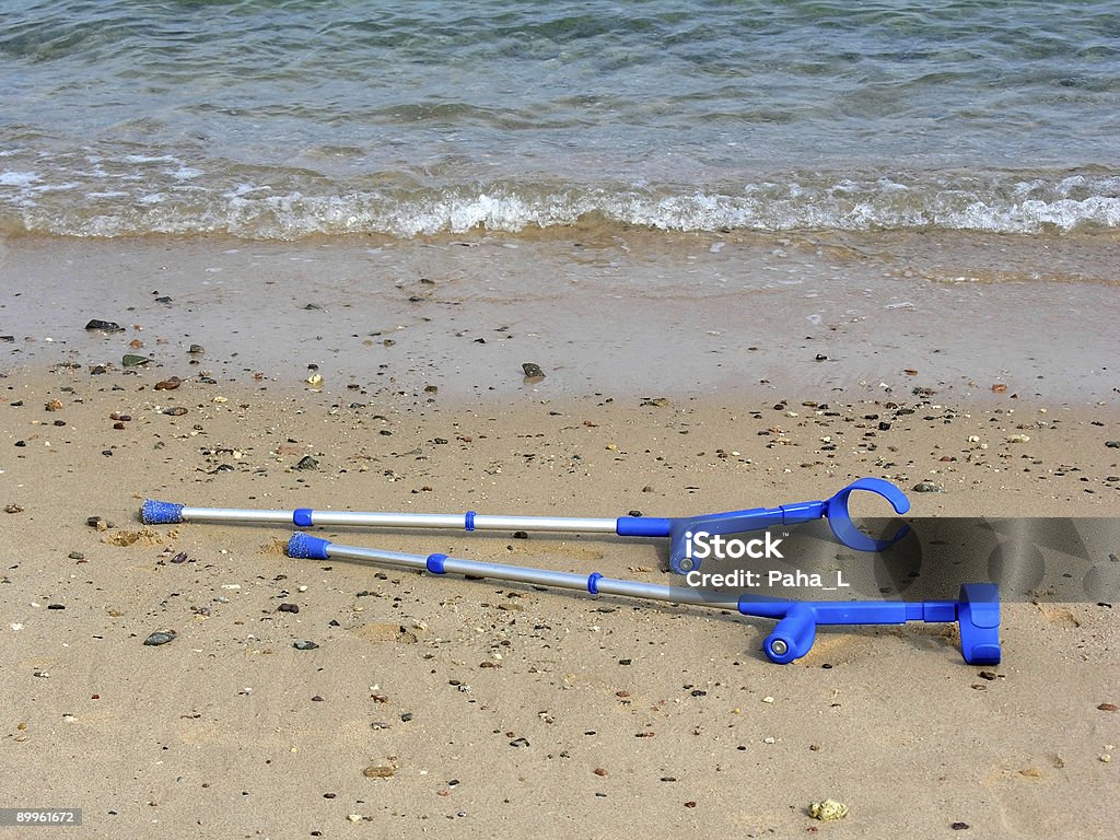 Krücken am Strand - Lizenzfrei Draufsicht Stock-Foto