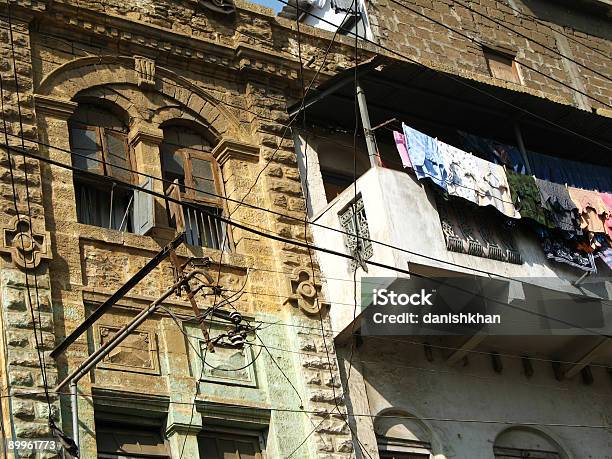 Photo libre de droit de Figée Dans Le Temps banque d'images et plus d'images libres de droit de A l'abandon - A l'abandon, Appartement, Balcon