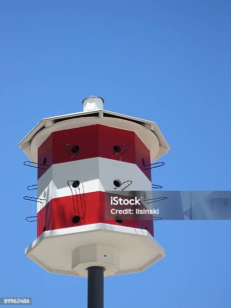 Foto de Nautical Praia Birdhouse e mais fotos de stock de Branco - Branco, Casa, Casa de Pássaro