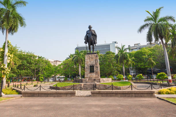 istock Mahatma Gahdhi statue 899627806