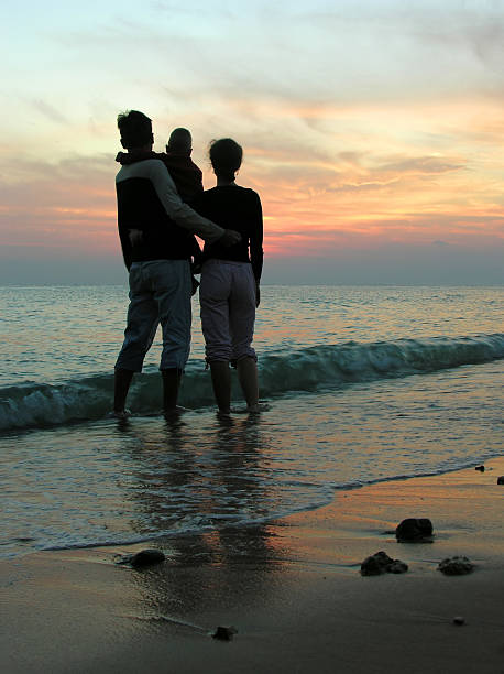 istock family. sea. sunrise. 89963424