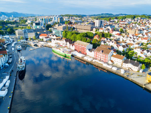 istock Vague in Stavanger, Norway 899642254