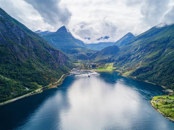 istock Geiranger at Geirangerfjord, Norway 899642304